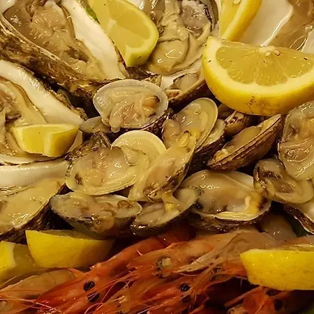 Al Corbezzolo B&B 토레델그레코