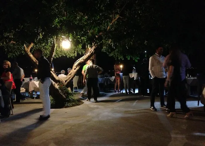 Al Corbezzolo Bed & Breakfast 4*